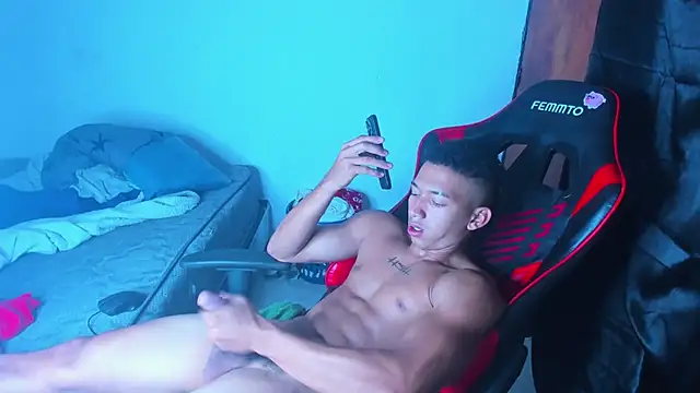 JuanchiT66 Pertunjukan Webcam