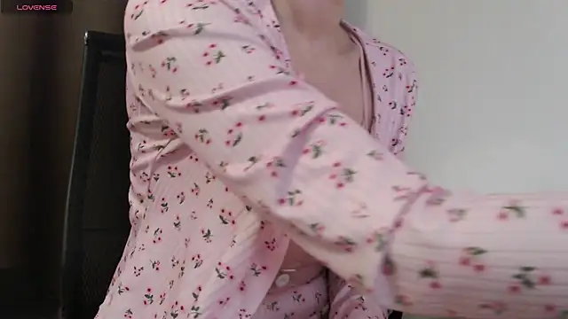 XXX chat uživo modela LanaDreamX