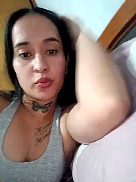 Noeruiz9's Live XXX Chat