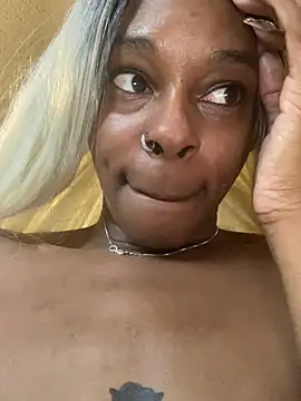 Jasmine_FullsShine Show in webcam