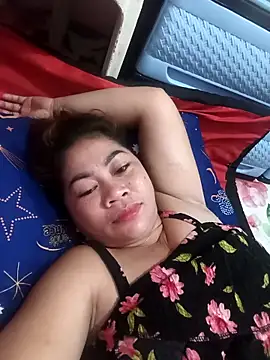 SweetChubbyMommy_02's Live XXX Chat