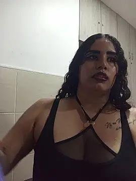 دردشة MariaGaitan الجنسية المباشرة