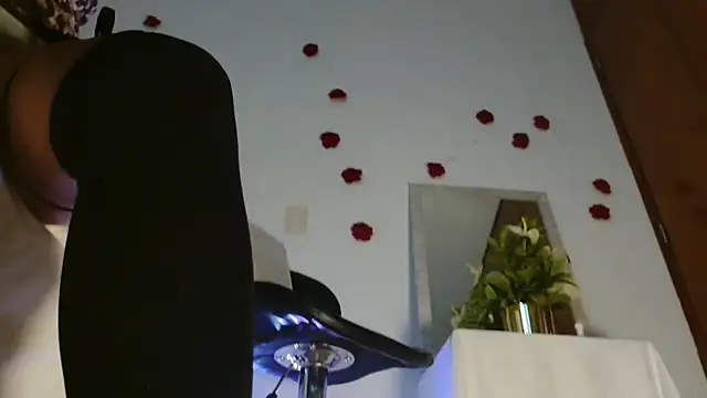 3littles' Live XXX Chat