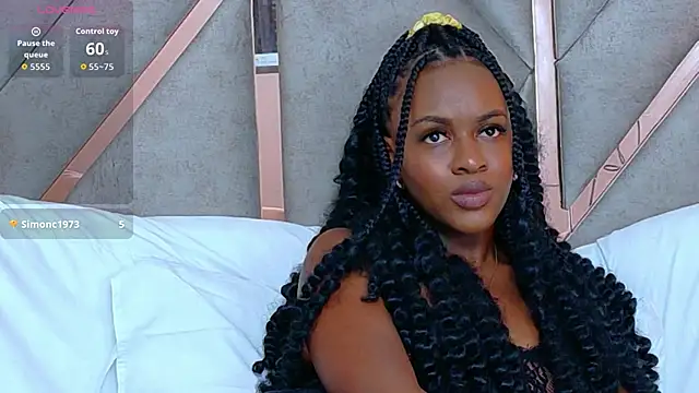 Sally-Noa Chat XXX in diretta