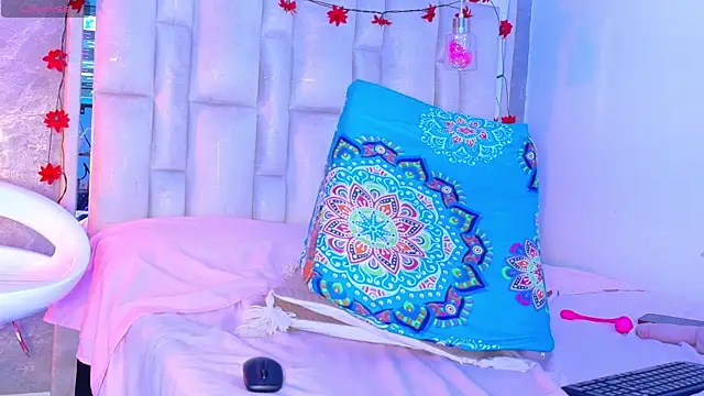 Chat XXX Live Bella-Sanders