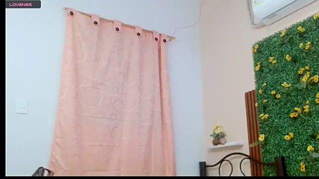 Chat XXX en directo de hotlatinaluna23