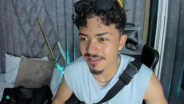 Show de NicolaiKarav na webcam