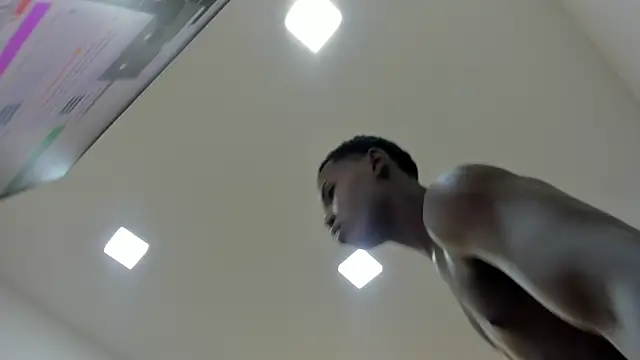 Show de kristen-thomson na webcam