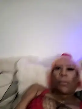 Pokazy przed kamerką – iamlalamilano