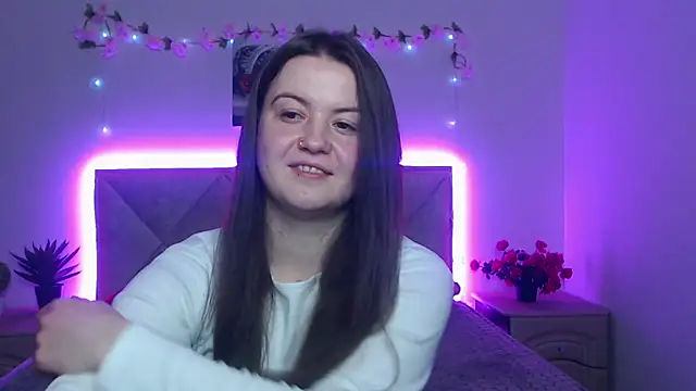 MavkaCuteのライブXXXチャット