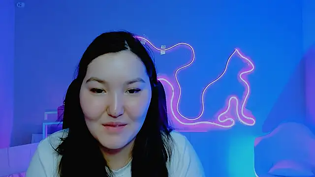 Chatroom XXX en direct de CamilaMartiez