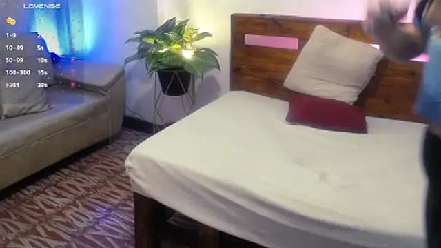 Yeseniaa25_n Live XXX chat