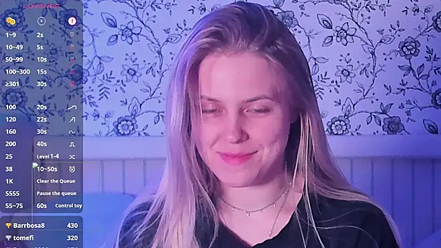 Онлайн чат XXX AngelAnty