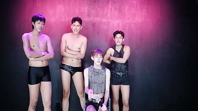 Pertunjukan Kamera Web Queen-Vibe