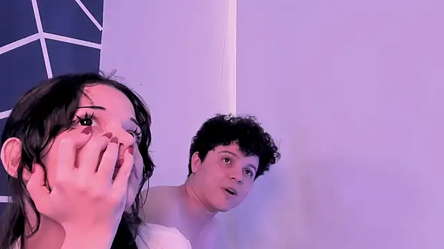 Tuxxxedo Pertunjukan Webcam