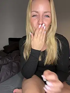 Chat +18 de emily-becker22 ao vivo