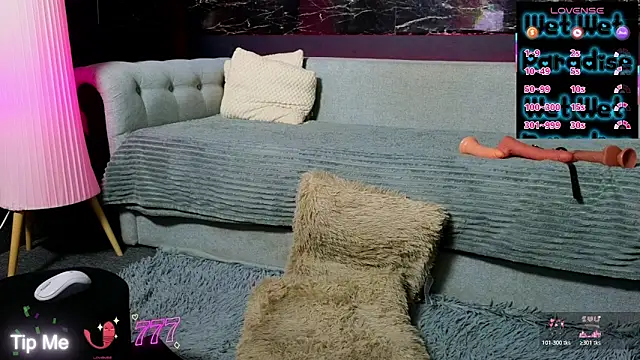 دردشة _YourSubmissive_ الجنسية المباشرة