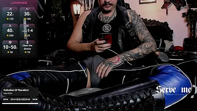 allanhurtss webkamerás műsora