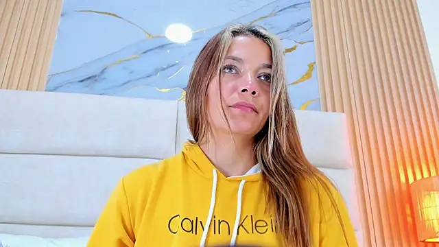 Chat XXX en directo de Mia_Malkovaa_