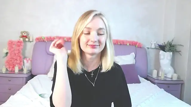 IsabelleDurand's Live XXX Chat