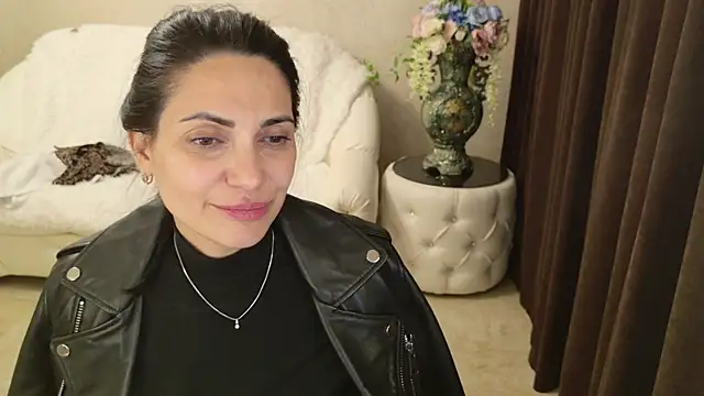 LovelyBeatrice – Live XXX-chat