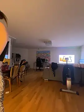 TheCinderella: α πευθείας συνομιλία ΧΧΧ