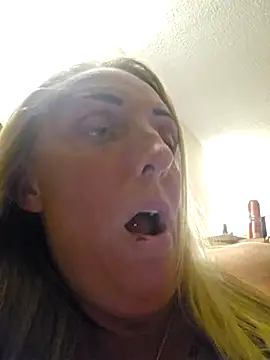theblondecocklover Live XXX Chat