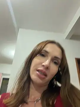 Irresistible24 élő XXX-chatje