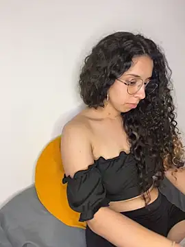 katniss_everdeen_ Chat XXX live