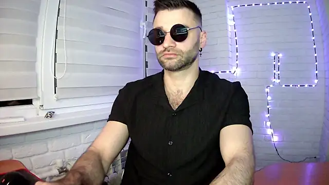 Chat +18 de DaddySlava ao vivo