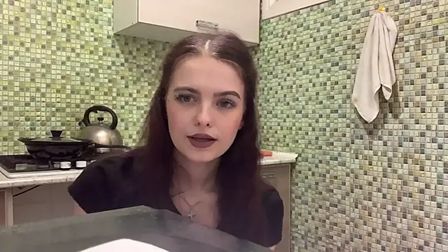 Chat XXX en directo de KikiAmino