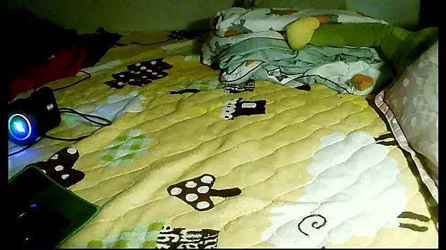 Show modela Kangc369 na web-kameri