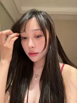 Kiwuvurfovoのウェブカメラショー