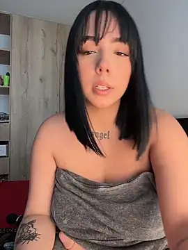 Chat XXX en directo de Encore_Angel