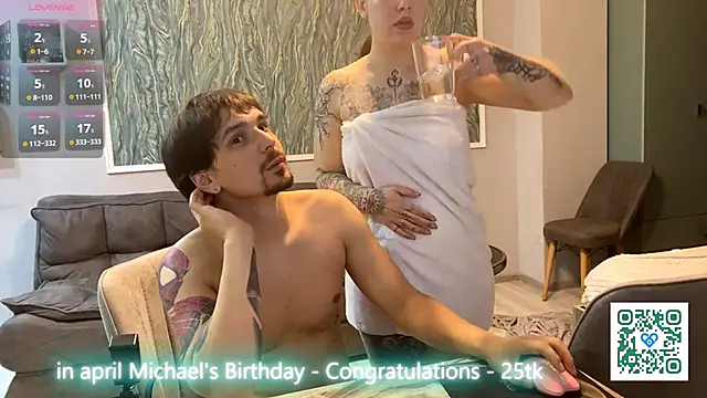 Miley_and_Michael's Live XXX Chat