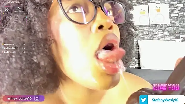 wesly_ashly's Live XXX Chat