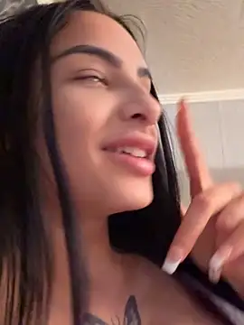 Evelin199 Show in webcam