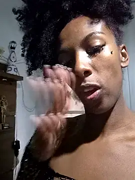 Show de Luara_Greluda na webcam