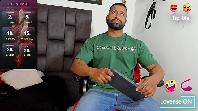 MattRodriguez9のライブXXXチャット