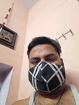 bobbyronak webcam show