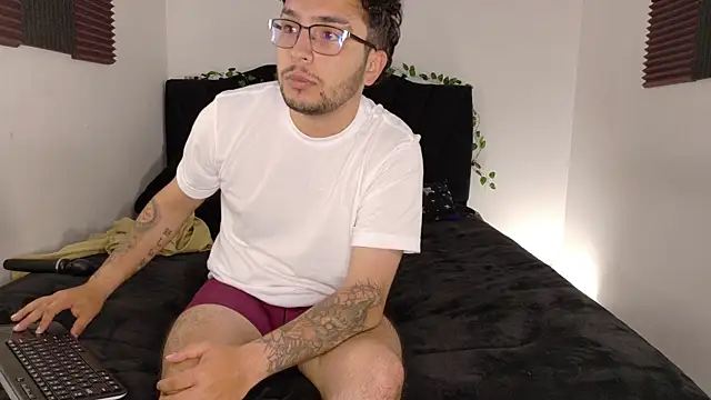 Conor_Taylor – Live XXX-chat