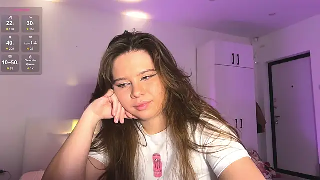 PonyChika: вебкам-шоу