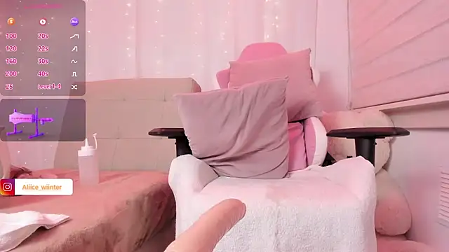 Alice_winter_ Chat XXX live