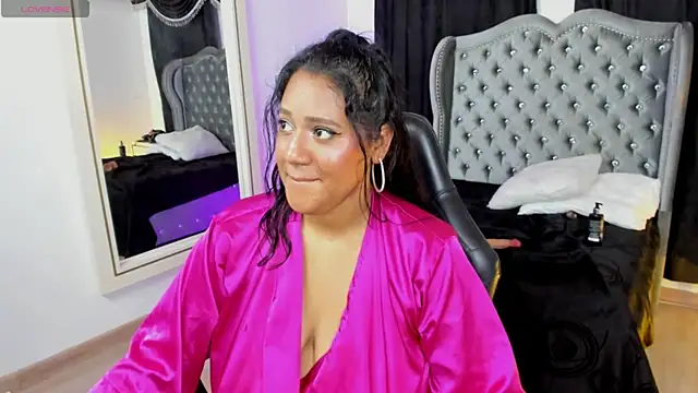 ZelinaEvans 即時 XXX 聊天