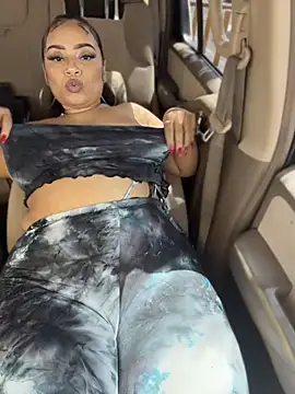 Pertunjukan Kamera Web CarmelaAnthony