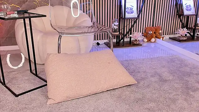 XXX chat uživo modela Red_Kim