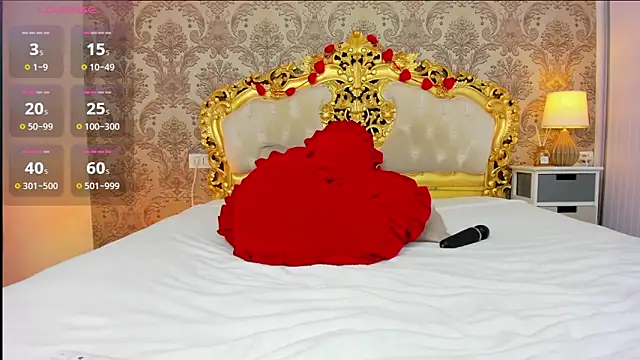 JulieBigAssx – Live XXX-chat