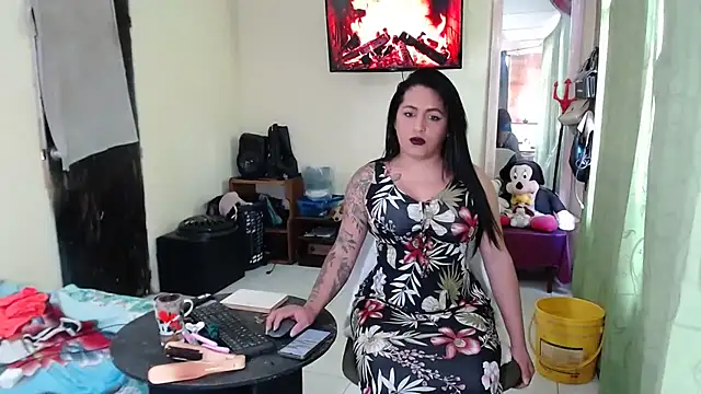 Sashaferrari2000 在線直播表演