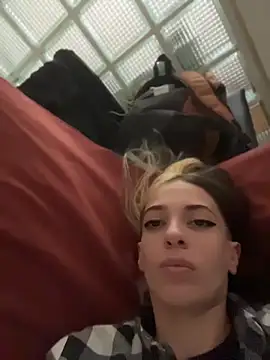 Chat +18 de StonerWitch6 ao vivo