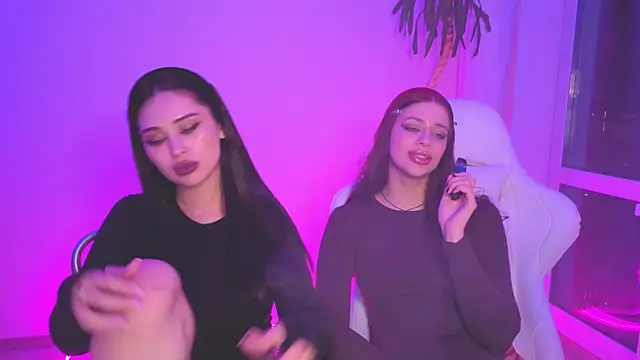 Sofia_Plump Adlı Modelin Web Kamerası Şovu